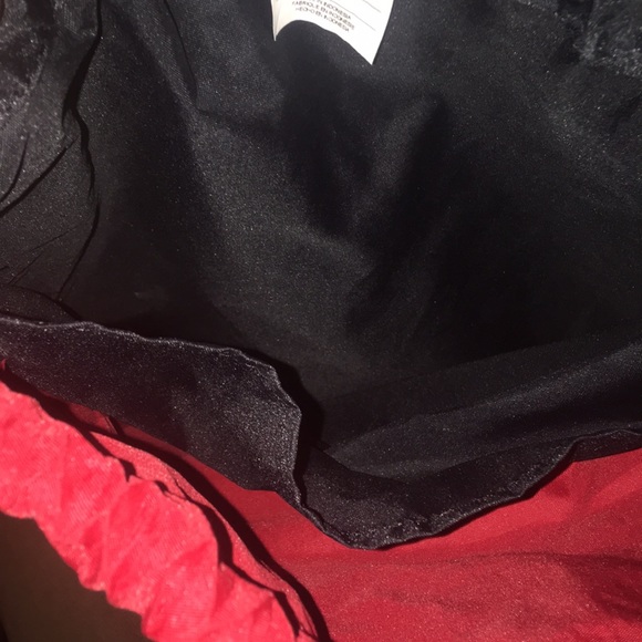 Red Nike Drawstring Bag - Picture 4 of 4